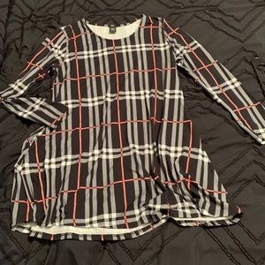 Black and red plaid long sleeve tunic